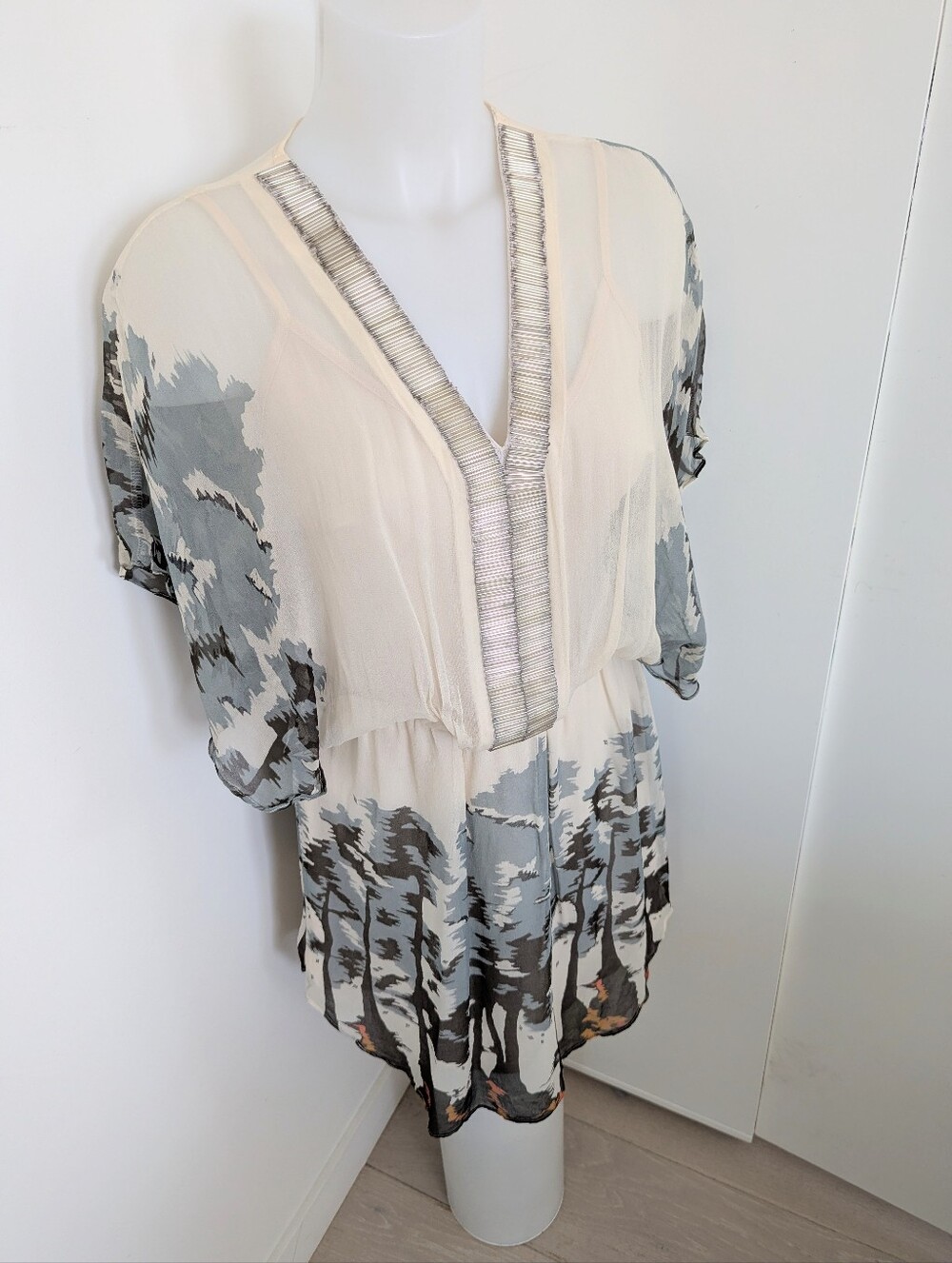 AKIKO Silk Dress With Embellished Neckline And Blouson Waist, Meadow Print; Size